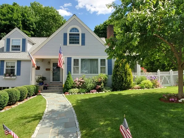 10 Blossom Hill Rd, Winchester, MA 01890