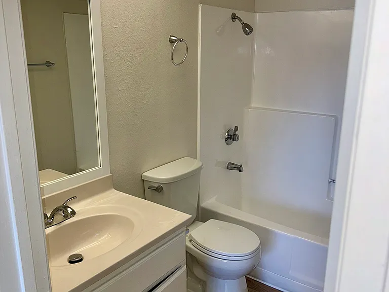 Mountain Gate Apartments — Photo 19