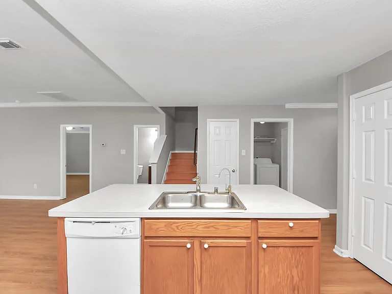 26526 Marble Point Ln — Photo 12