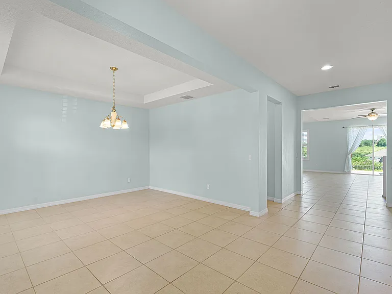 1452 Cabot Dr — Photo 8