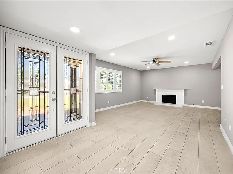 1641 Maywood Ave — Photo 7