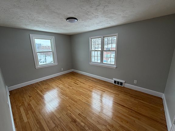 5th image of 3 Mamelon Cir #2