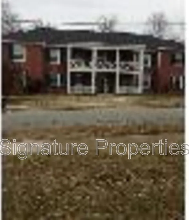 534 Logan St #1