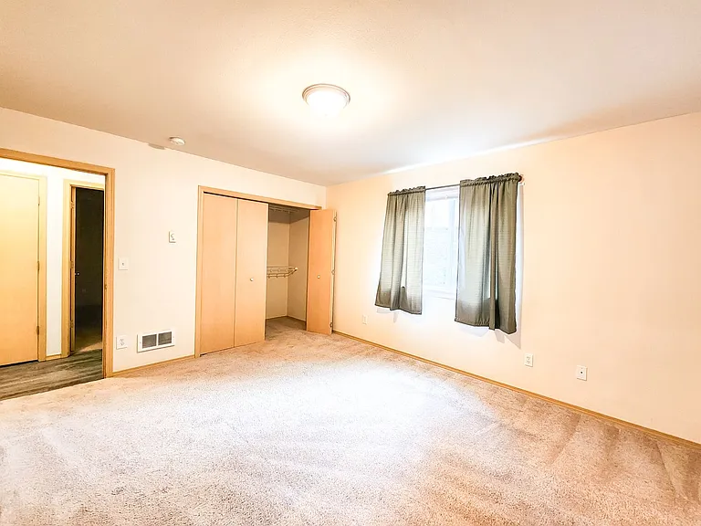 23115 Alder Dr — Photo 8