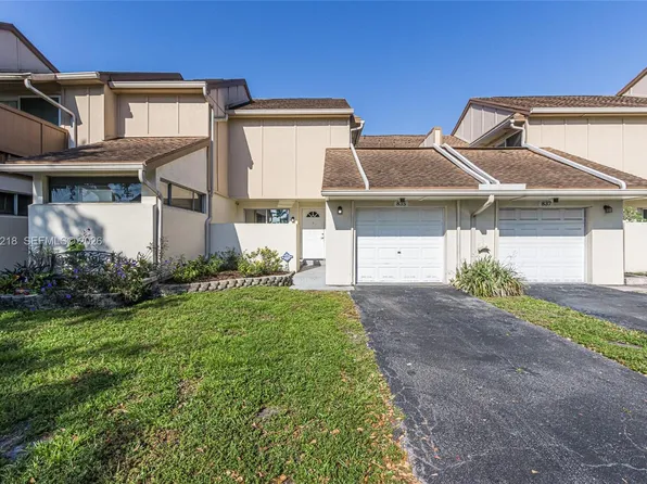 835 NW 80th Ter #11, Plantation, FL 33324