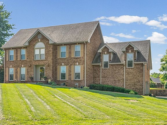 2nd image of 215 Avignon Way
