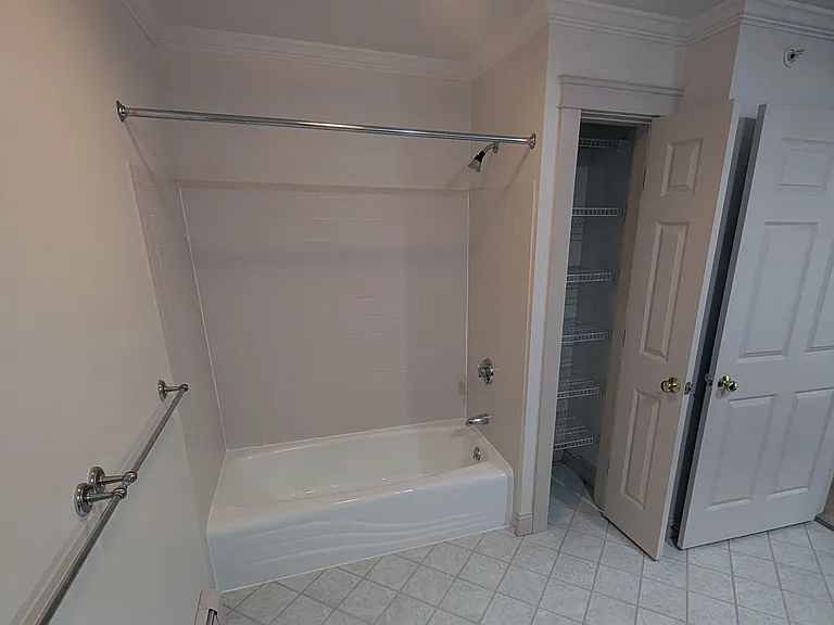 9 Pleasant Wood Dr #202 — Photo 20