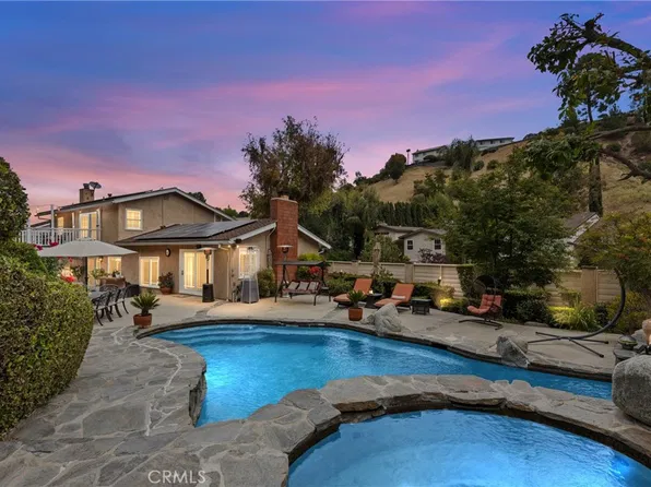 20224 Chapter Dr, Woodland Hills, CA 91364
