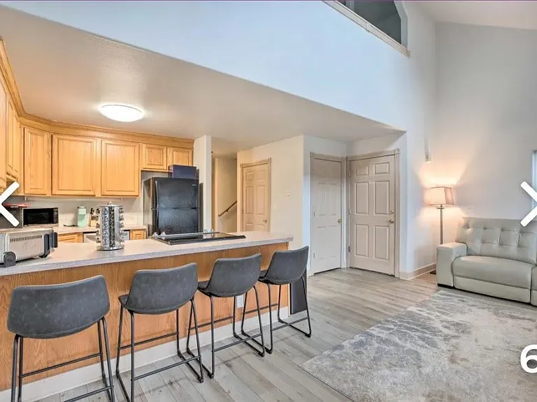 3979 NE Johns Ave — Photo 5