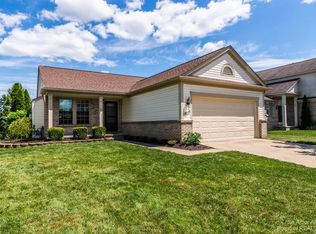 7709 Berwick Dr, Ypsilanti, MI 48197
