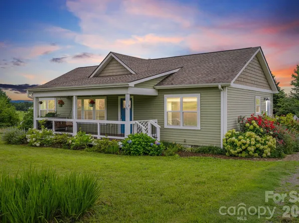 111 Bluebird Meadows Ct, Alexander, NC 28701