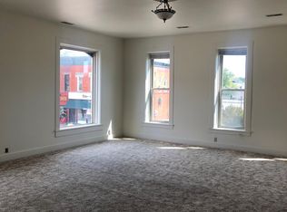 101 Commercial St APT A, Dowagiac, MI 49047