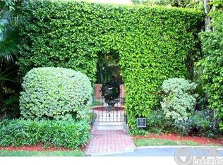 215 Phipps Plz PENTHOUSE 5, Palm Beach, FL 33480