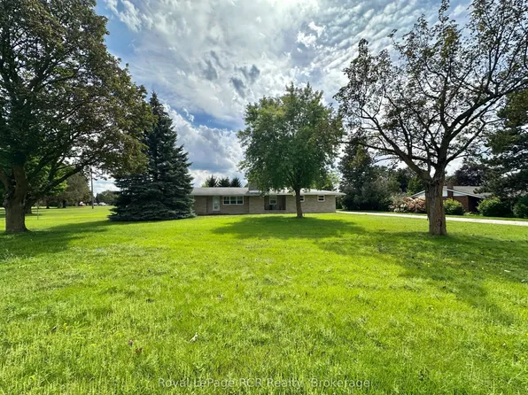 315 2nd St, Hanover, ON N4N 1A4