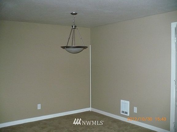 3rd image of 16817 Larch Way #B105