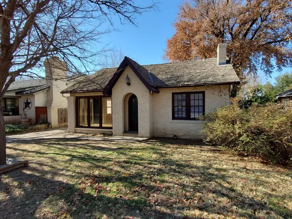 2402 S Hughes St, Amarillo, TX 79109