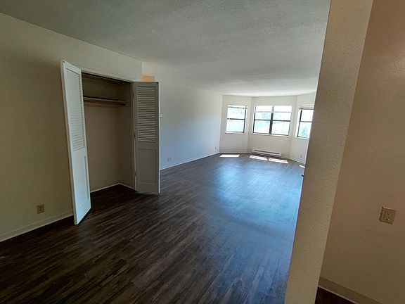 2nd image of 400 Baker St APT 202