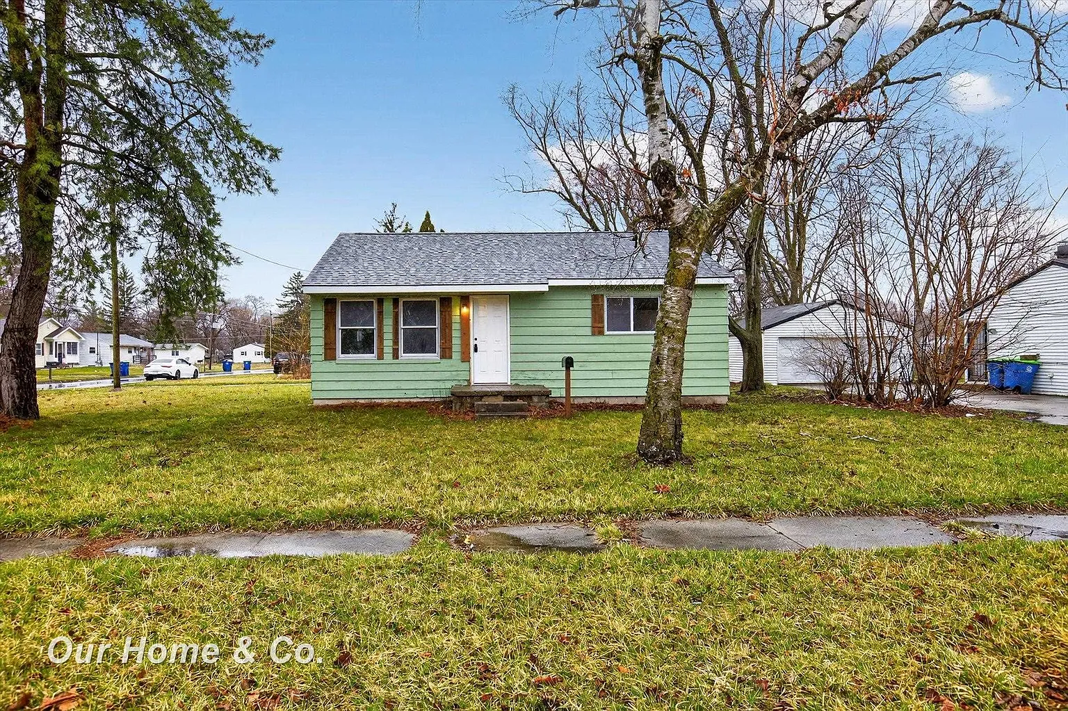 5025 Lodge St photo 1