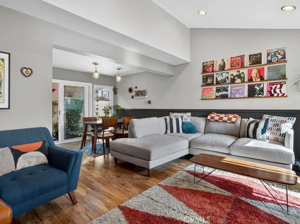 1090 Westward Ln #5, Costa Mesa, CA 92627