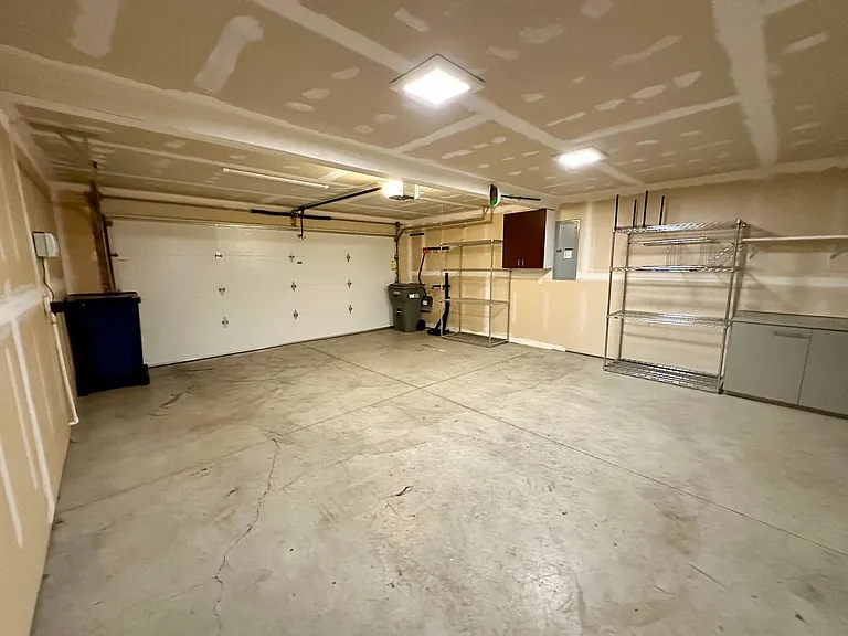2706 N Susie Ct — Photo 23