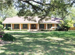 1040 Schillinger Rd N, Mobile, AL 36608