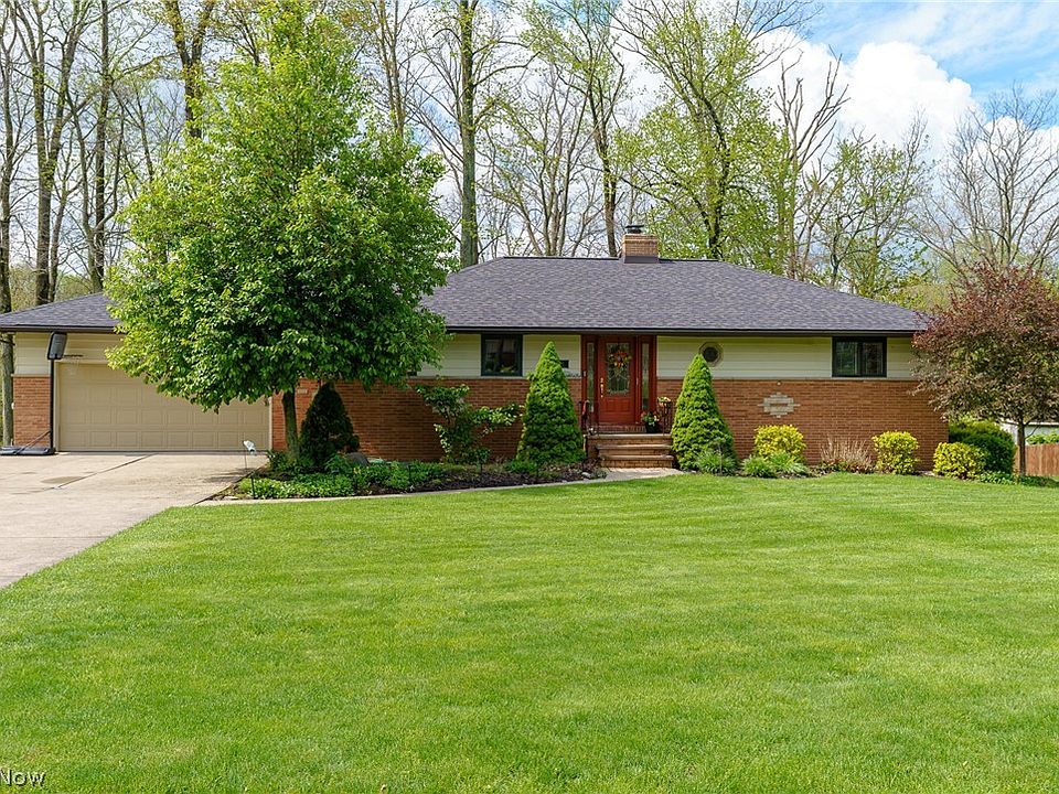 1st image of 4064 Diana Dr