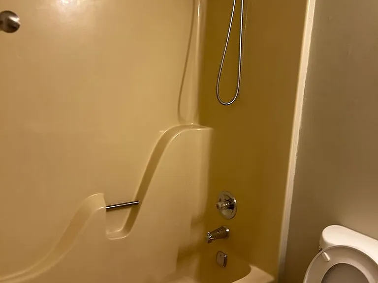 Medallion Cir — Photo 11