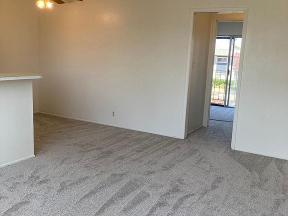 3rd image of 1105 Broadway St #3