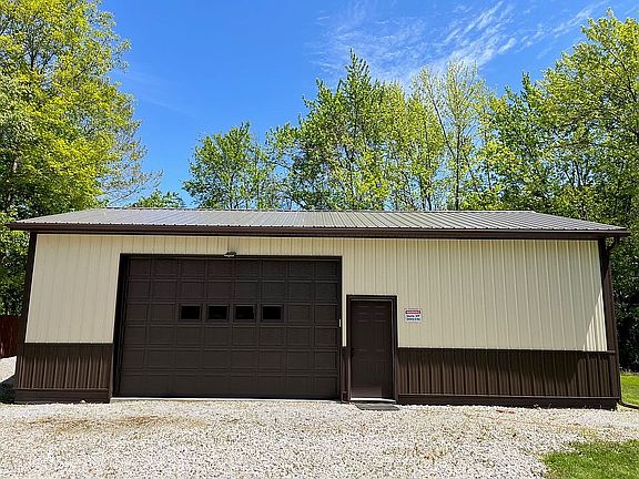 24x40 Pole Barn - built 2019