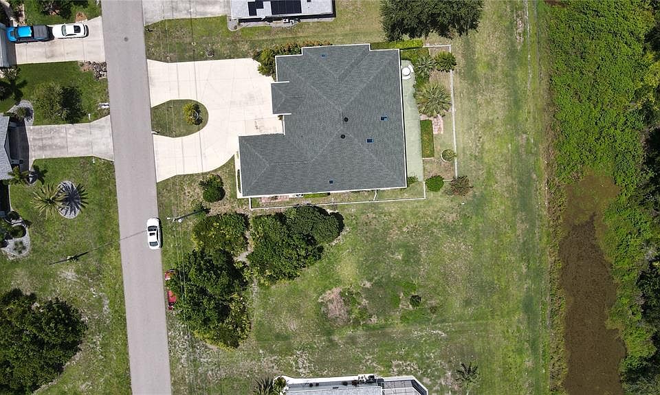 2nd image of 2252 Mauritania Rd #11