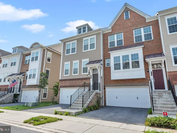 8321 Meadowood Dr, Hanover, MD 21076