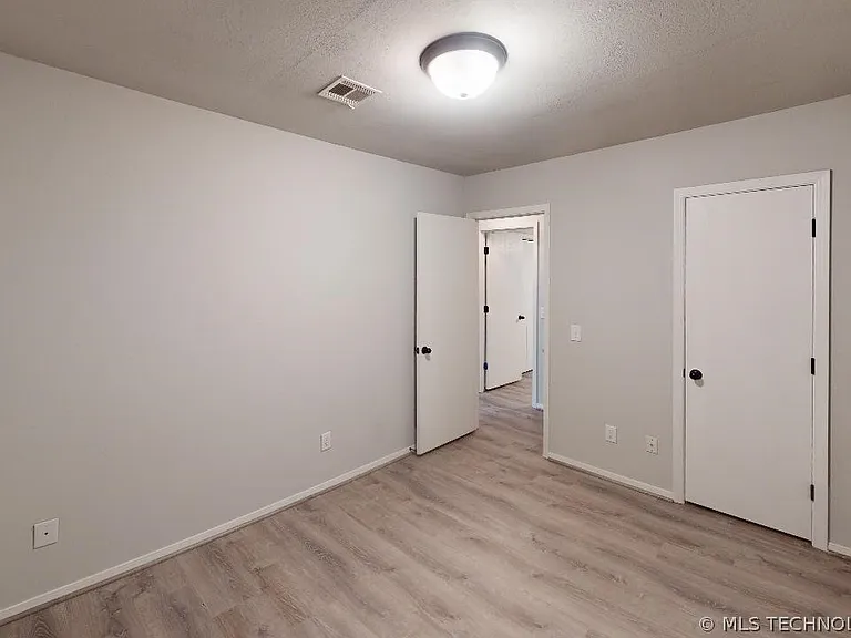 9215 S 92nd East Ave — Photo 16