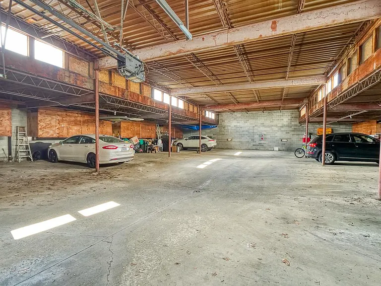 1675 Cedarwood Dr #B — Photo 31