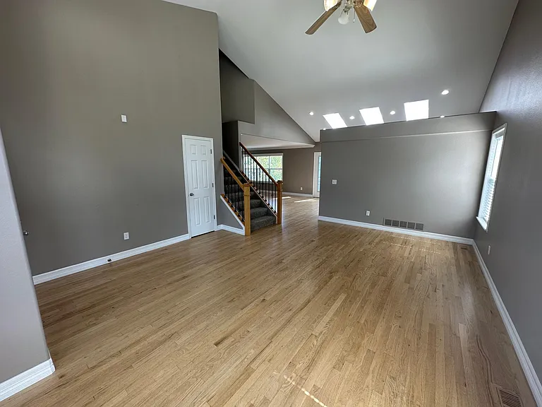 2345 Damon Dr — Photo 5