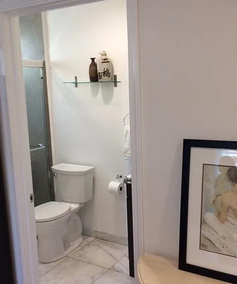1360 Meadowbrook Ave — Photo 18