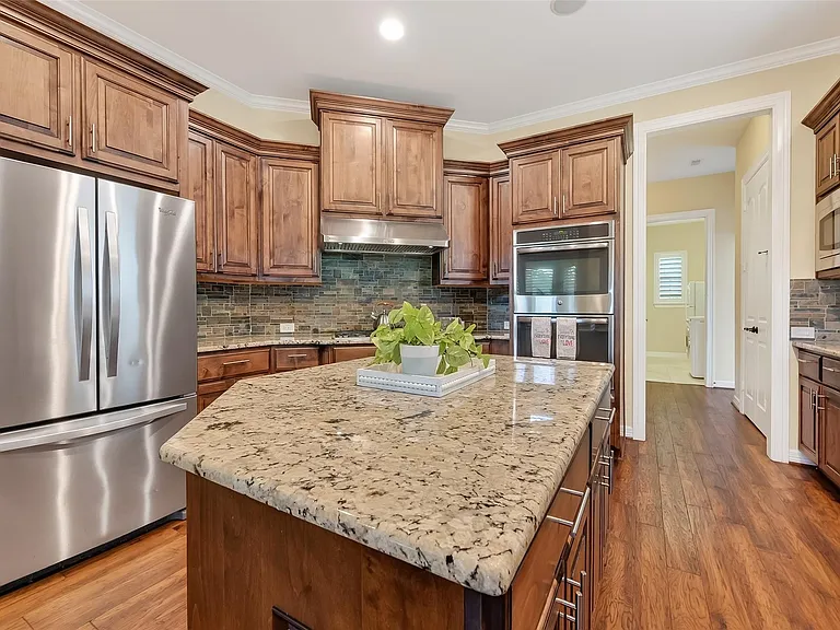28423 Tall Juniper Hill Dr — Photo 15