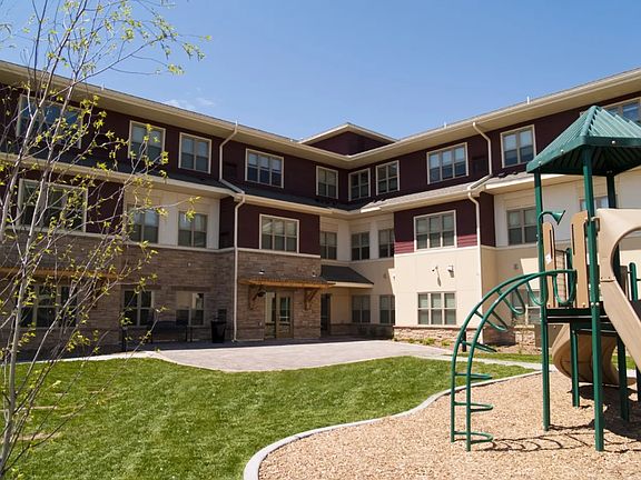 4th image of 2242 7th St W APT 206