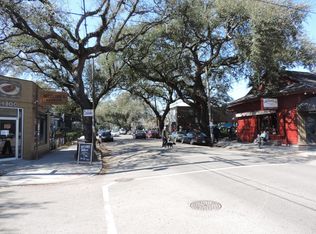 725 Bordeaux St, New Orleans, LA 70115