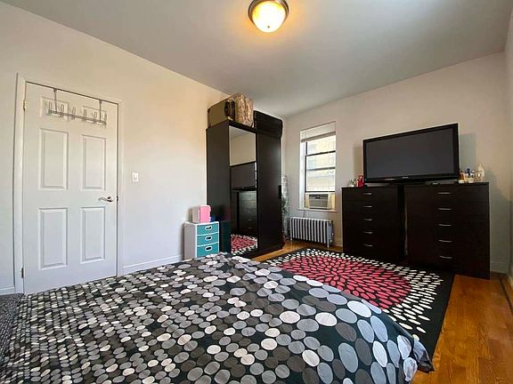 5th image of 43-10 44th St #5C
