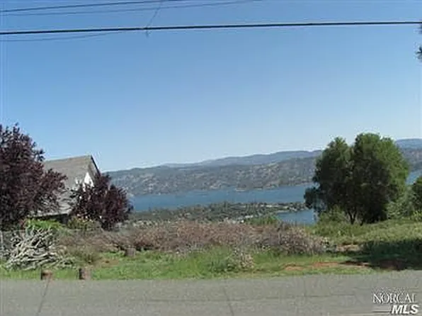 8960 Fairway Dr, Kelseyville, CA 95451
