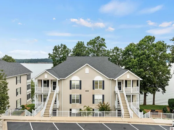 600 Moon Bay Dr Unit 6, Kuttawa, KY 42055