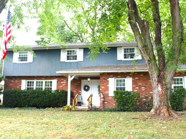 8782 Stonehenge Dr NW, Pickerington, OH 43147