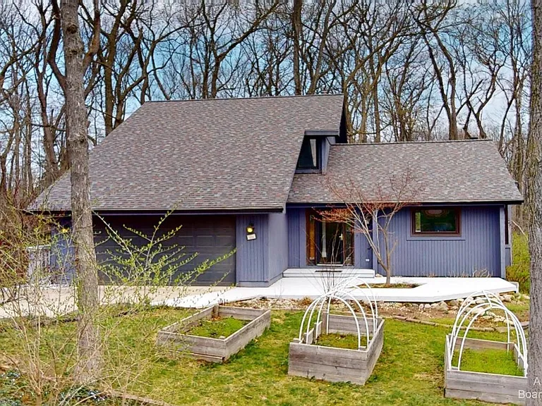 1280 Sunset Rd — Photo 63