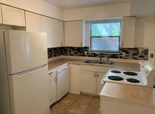 2016 SW 69th Dr, Gainesville, FL 32607