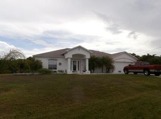 6590 NW Molton Cir, Pt Saint Lucie, FL 34953