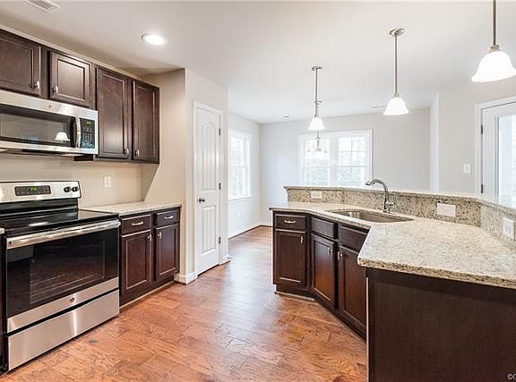 5th image of 5142 Virgil Dr