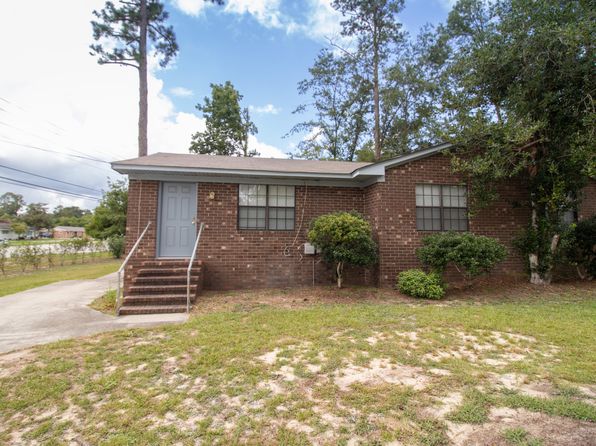 102 Blue Ct APT A