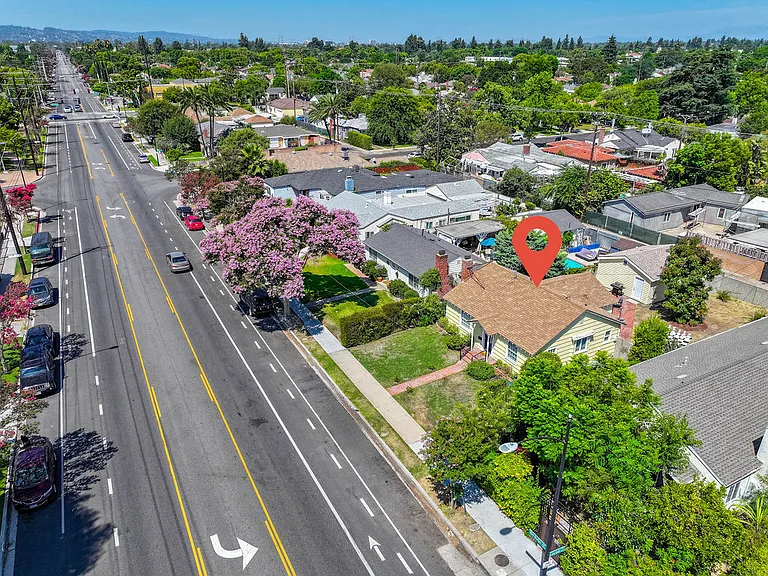 2307 W Verdugo Ave — Photo 10