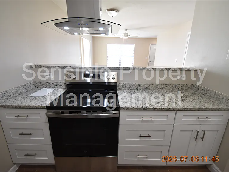2302 Maki Rd #2 — Photo 9