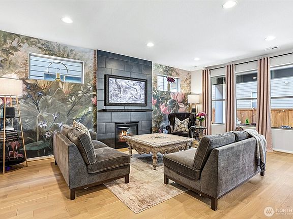 4th image of 24 151st Street SW